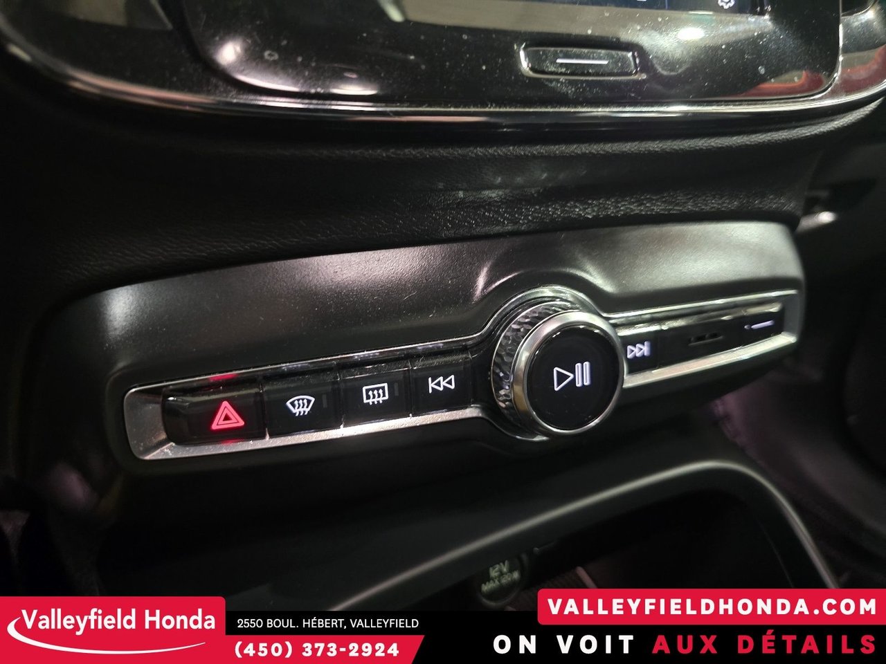 2024 Volvo XC40 Recharge Pure Electric Ultimate ULTRA 402HP AWD-33