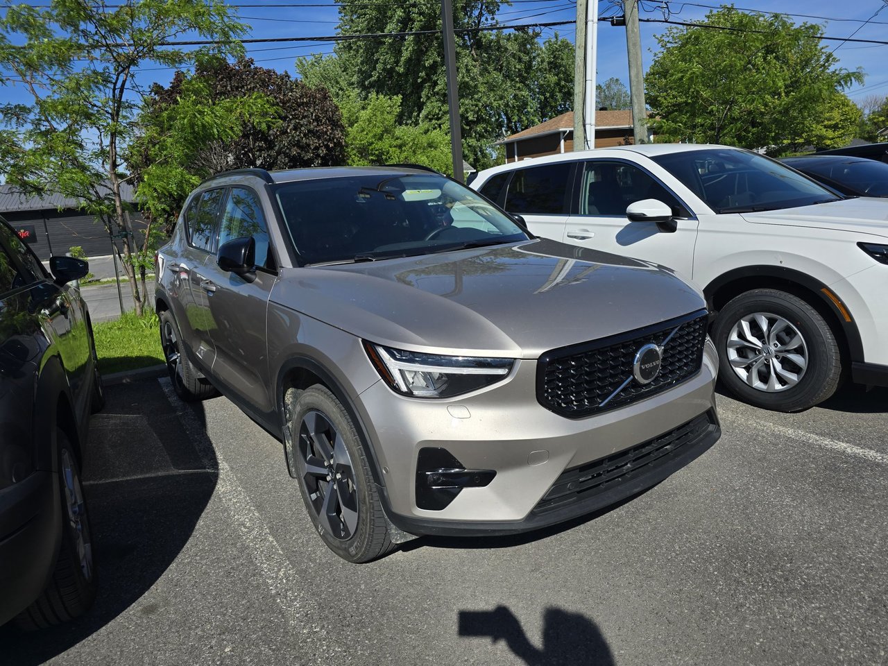 Volvo XC40 Ultimate Dark Theme 2023-4