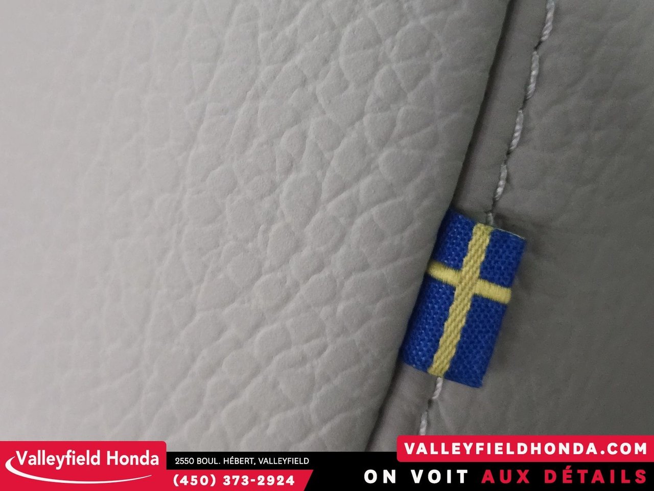 Volvo XC60 Recharge PHEV Plus Bright Theme 2023-31