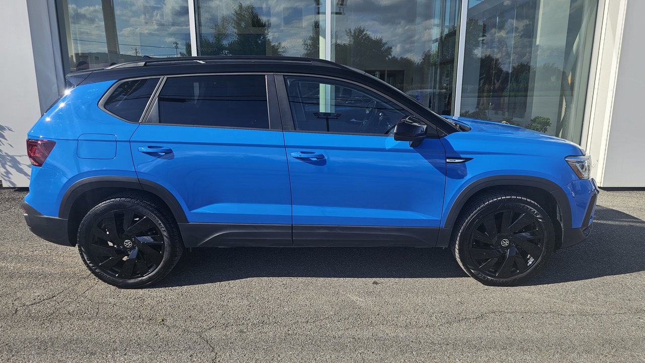 2024 Volkswagen Taos Comfortline Black Edition+TOIT PANO+4 MOTION *ACCIDENT FREE* 4MOTION