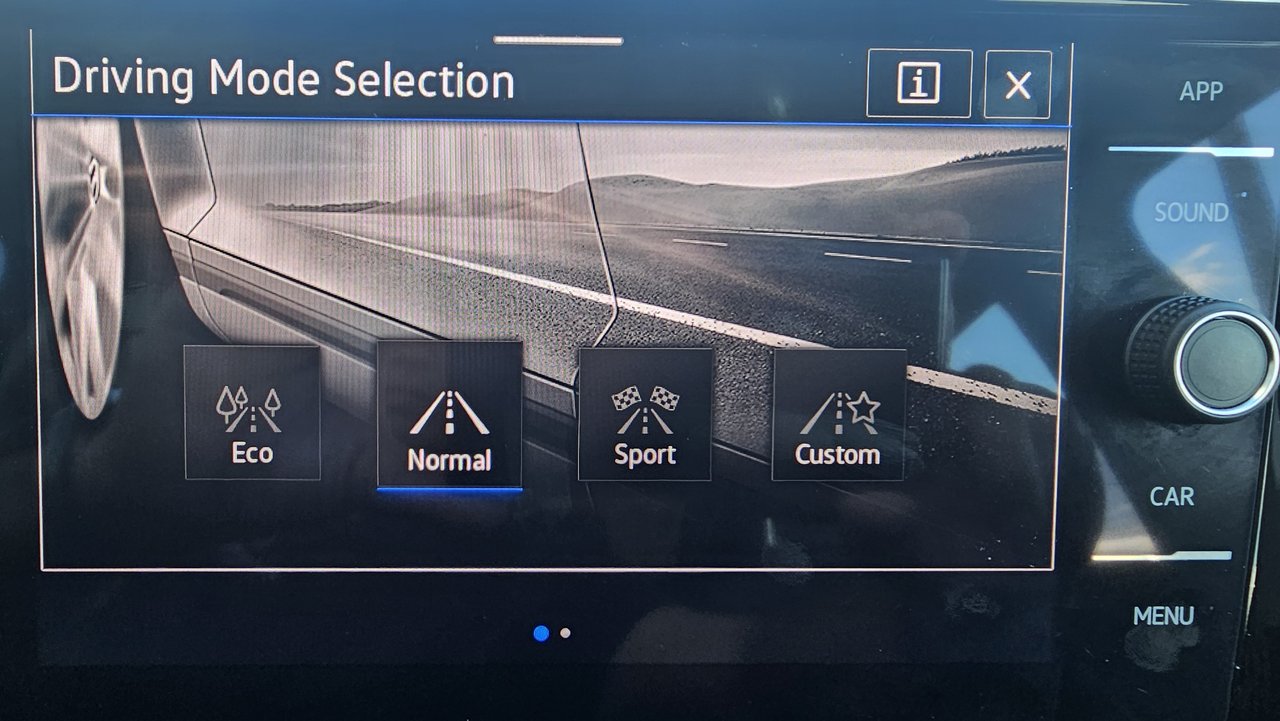 2024 Volkswagen Taos Comfortline Black Edition+TOIT PANO+4 MOTION *ACCIDENT FREE* 4MOTION
