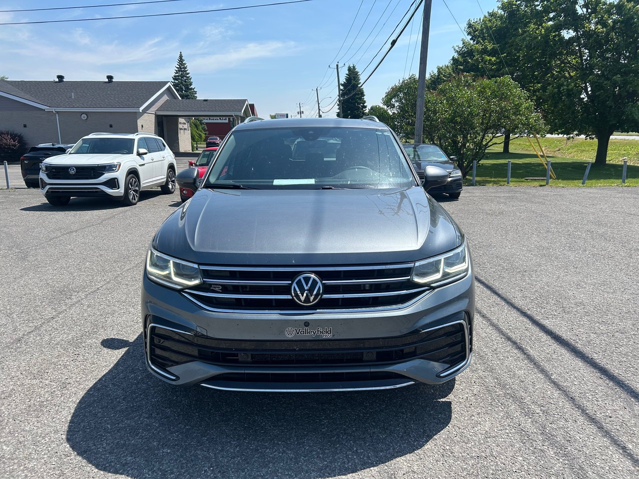 2022 Volkswagen Tiguan Highline R-Line+CUIR+TOIT PANO+APPLE CONNECT *ACCIDENT FREE*