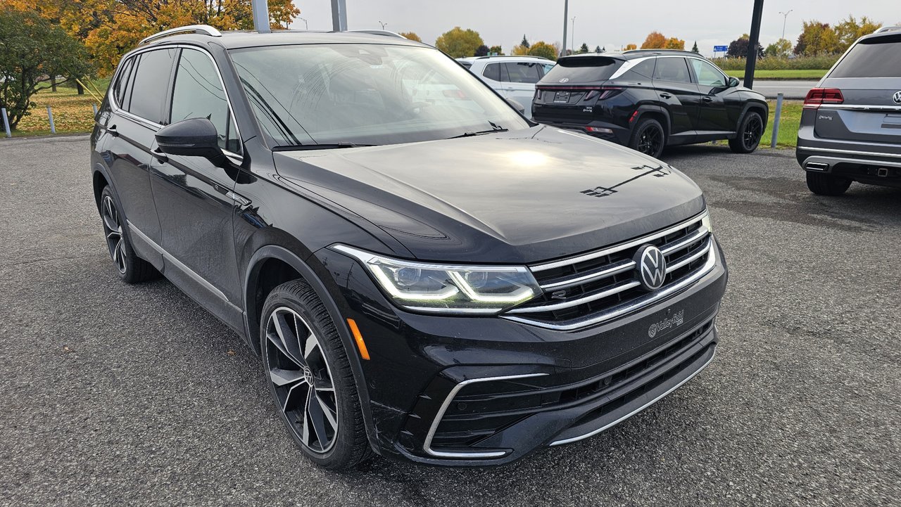 Volkswagen Tiguan Highline R-Line/ 7 PASSAGER/TOUT EQUIPÉE/4MOTION 2023 AUCUN ACCIDENT, BAS KILO, TOIT PANO, UN PROPRIO