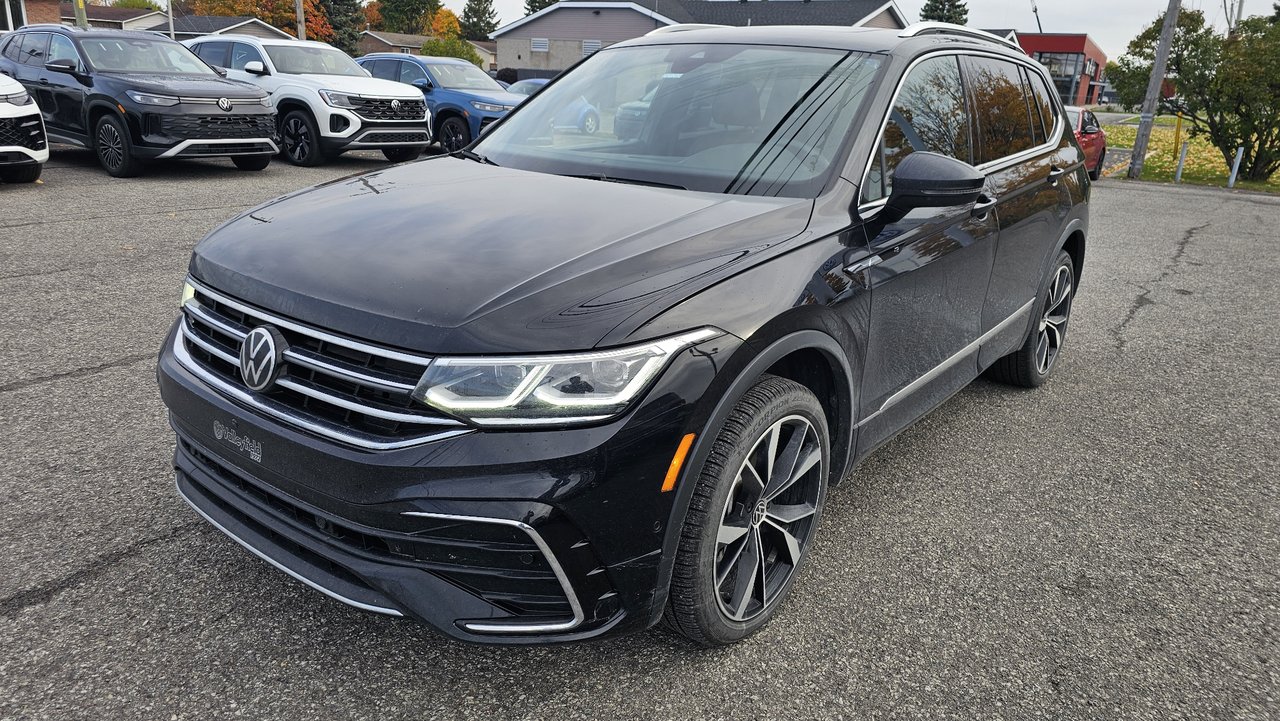 Volkswagen Tiguan Highline R-Line/ 7 PASSAGER/TOUT EQUIPÉE/4MOTION 2023 AUCUN ACCIDENT, BAS KILO, TOIT PANO, UN PROPRIO