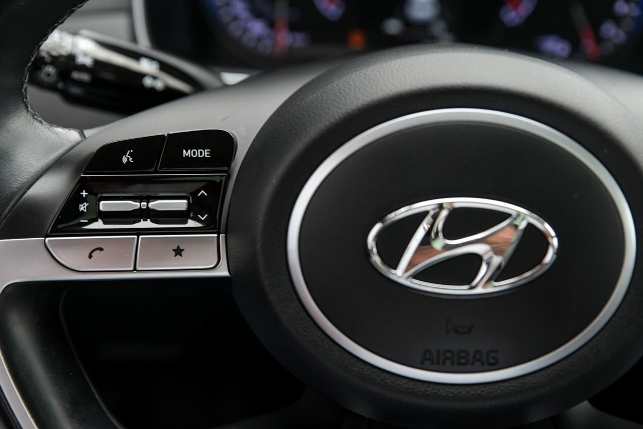 Hyundai Tucson Preferred+ensemble trend+cuir+toit+apple connect 2022 *JAMAIS ACCIDENTÉ*