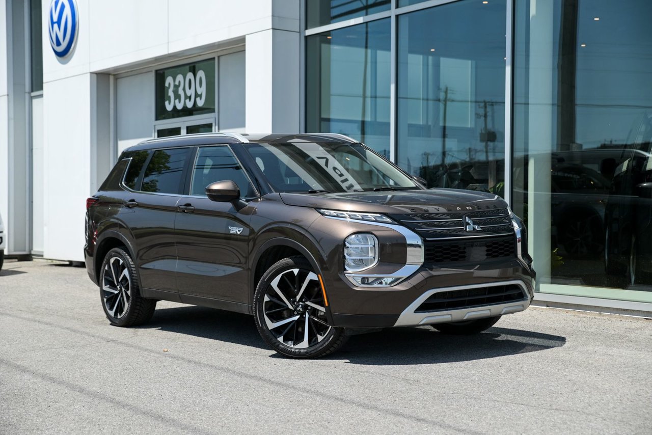 Mitsubishi OUTLANDER PHEV SEL+CUIR+TOIT OUVRANT 2023 AUCUN ACCIDENT AU CARFAX