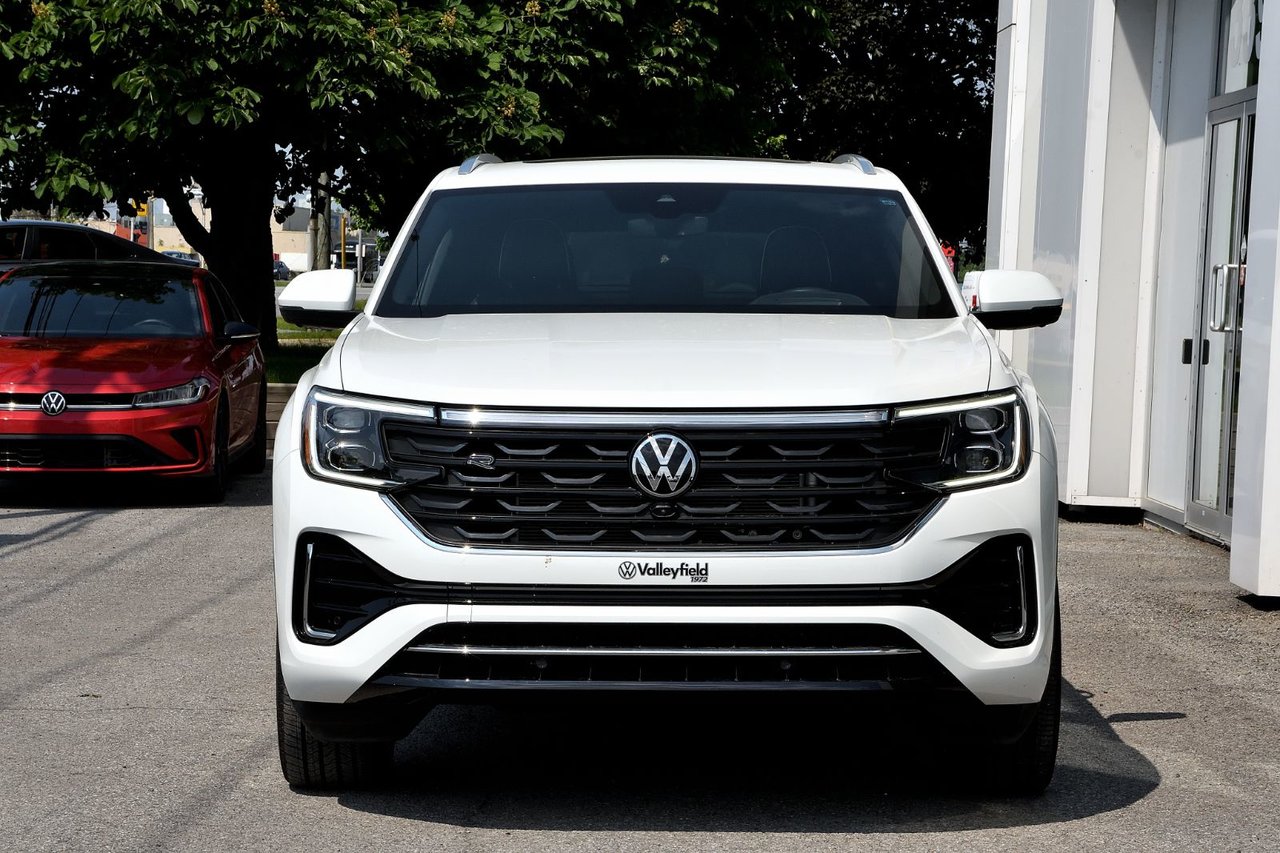 Volkswagen Atlas Cross Sport Execline+APPLE CONNECT+TOIT PANO+MAGS 20 POUCES 2024 *JAMAIS ACCIDENTÉ*
