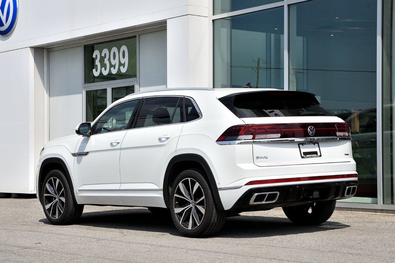 Volkswagen Atlas Cross Sport Execline+APPLE CONNECT+TOIT PANO+MAGS 20 POUCES 2024 *JAMAIS ACCIDENTÉ*