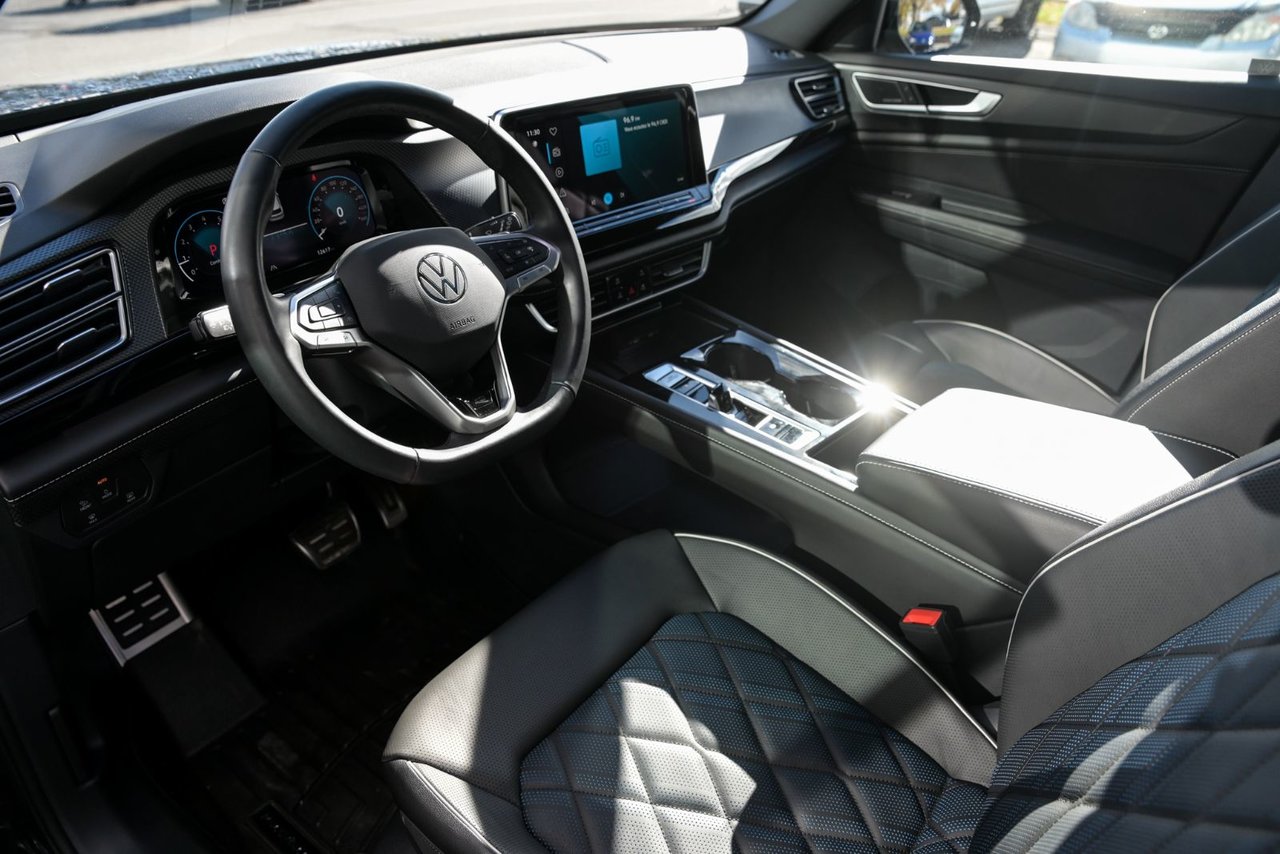 Volkswagen Atlas Cross Sport Execline, CUIR, TOIT PANO, 4MOTION 2025 Tout Equipée/ Aucun Accidents/ UN PROPRIO