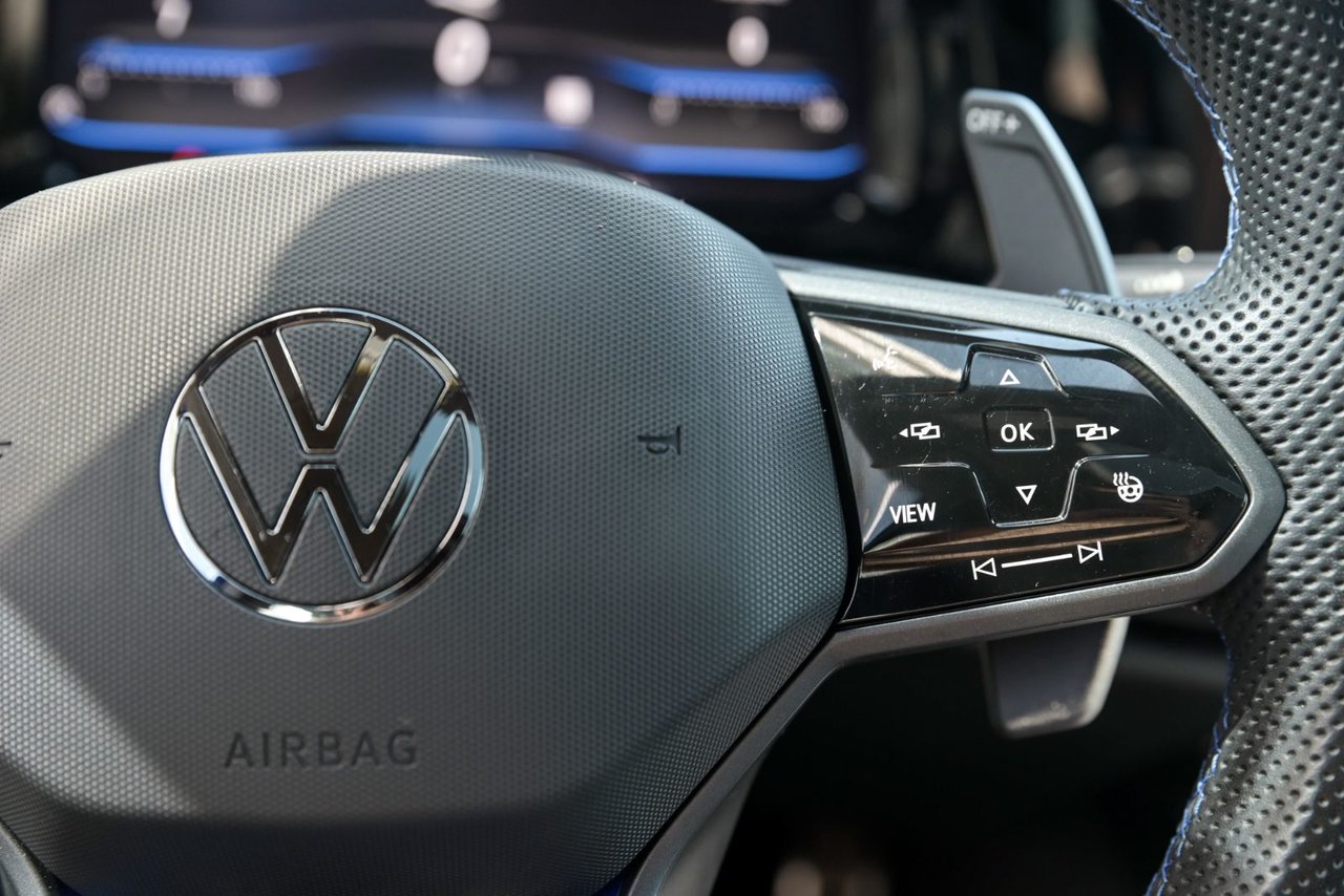 2023 Volkswagen Golf R 20th Anniversary AWD No accidents/ Low Kms