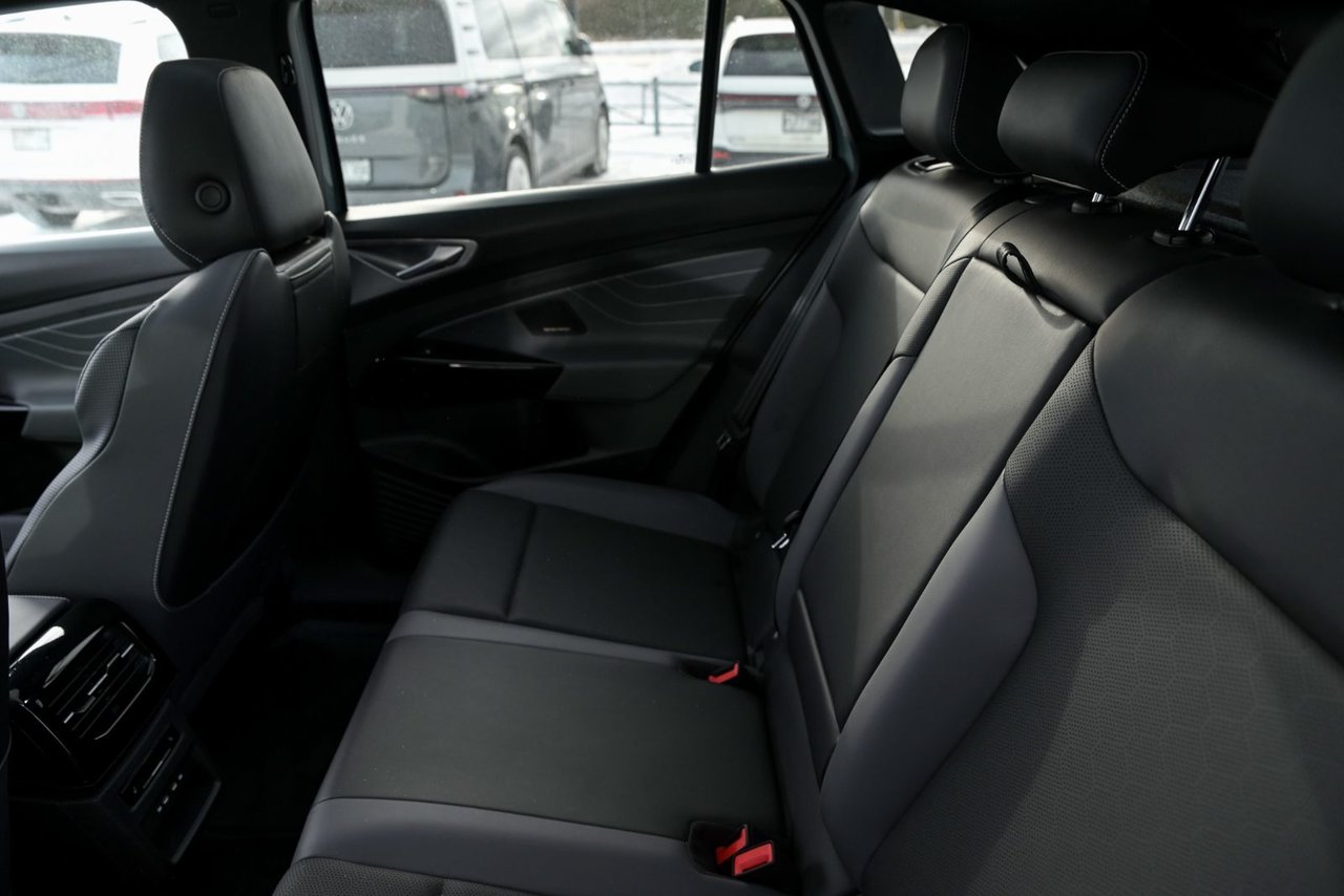 Volkswagen ID.4 Pro S+AWD+CAMERA 360+THERMOPOMPE+TOIT PANORAMIQUE 2025 *JAMAIS ACCIDENTÉ*