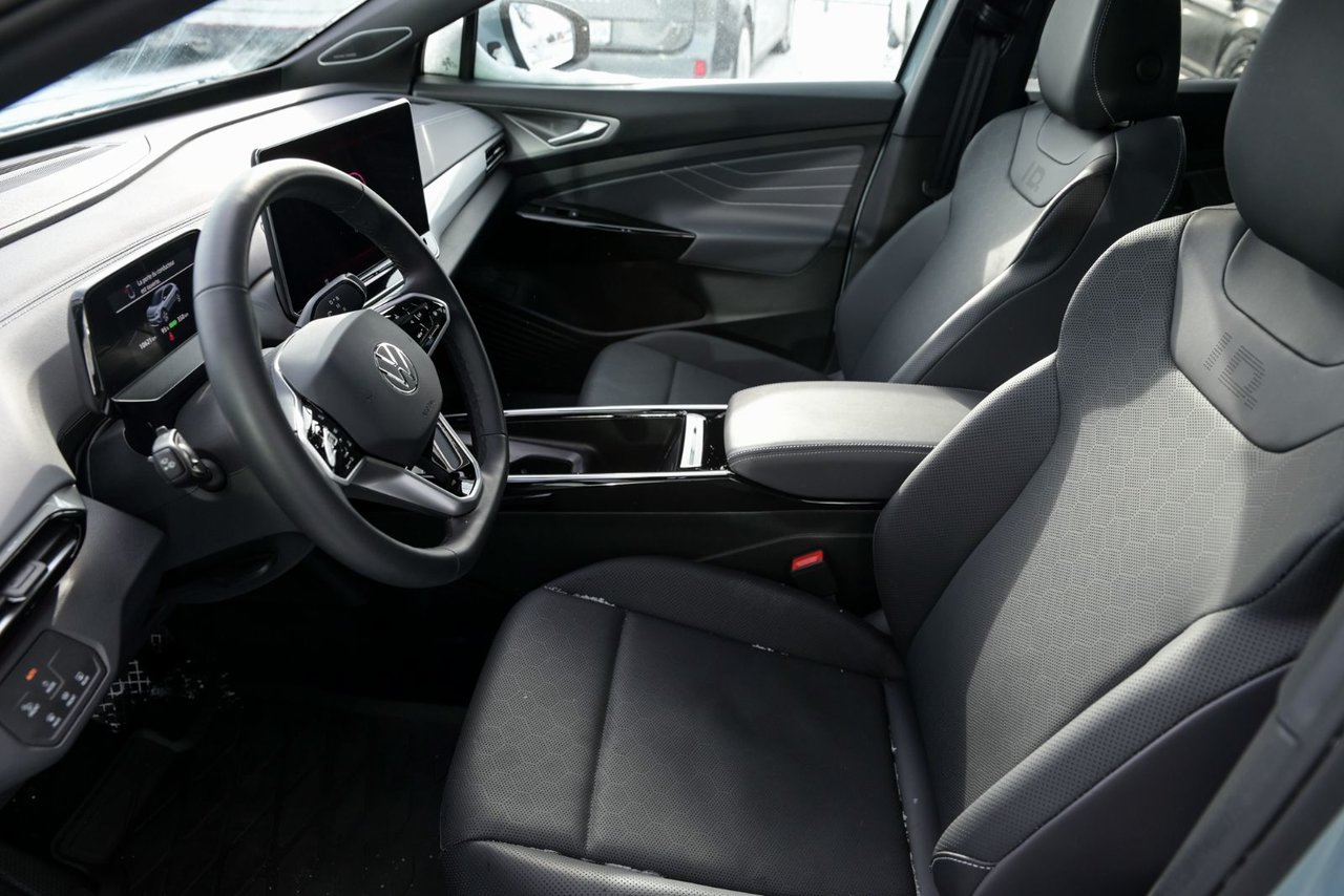 Volkswagen ID.4 Pro S+AWD+CAMERA 360+THERMOPOMPE+TOIT PANORAMIQUE 2025 *JAMAIS ACCIDENTÉ*