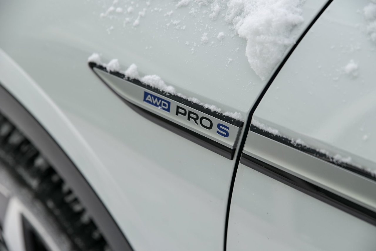 Volkswagen ID.4 Pro S+AWD+CAMÉRA 360+THERMOPOMPE+TOIT PANORAMIQUE 2025 *JAMAIS ACCIDENTÉ*