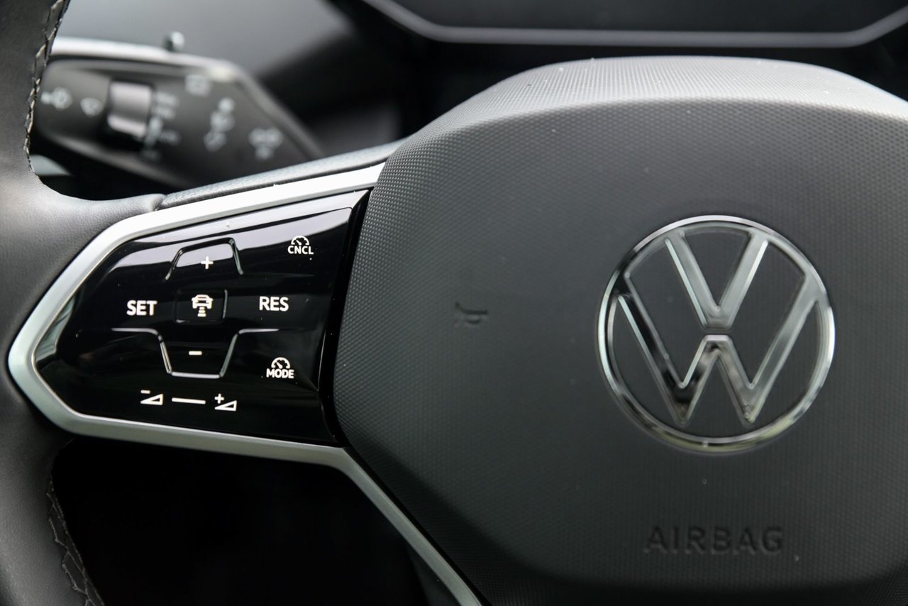 Volkswagen ID.4 Pro S+AWD+CAMÉRA 360+THERMOPOMPE+TOIT PANORAMIQUE 2025 *JAMAIS ACCIDENTÉ*