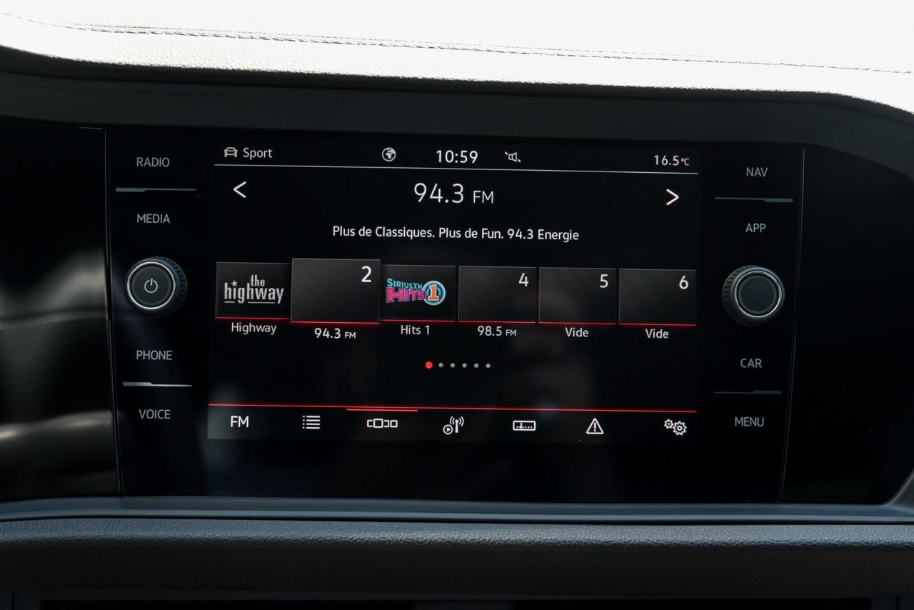 2024 Volkswagen Jetta GLI CUIR+TOIT+MAGS+APPLE CAR PLAY+ ANDROID AUTO+TOIT *ACCIDENT FREE*