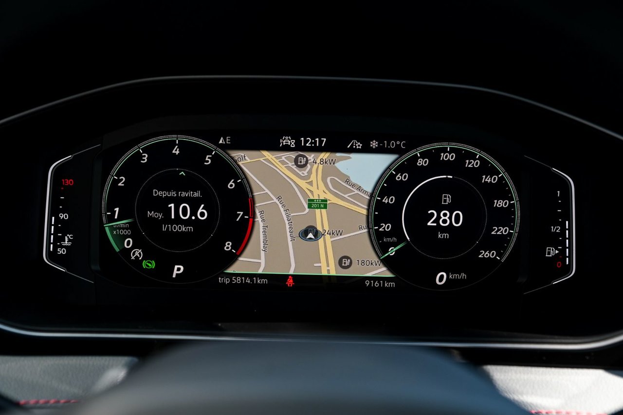 Volkswagen Jetta GLI AUTOBAHN+ENSEMBLE NOIR+DSG+BEATS AUDIO 2025 JAMAIS ACCIDENTÉ!
