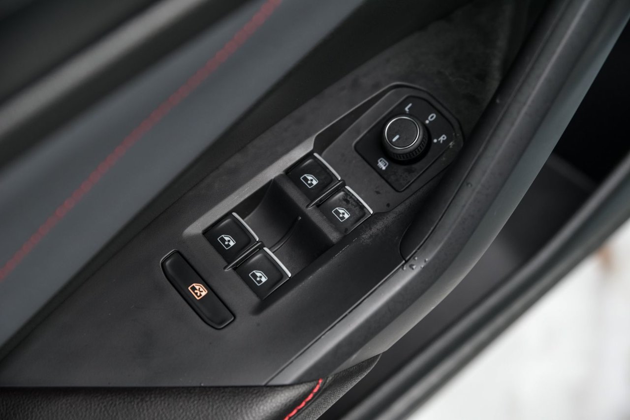 2025 Volkswagen Jetta GLI Autobahn+CAMÉRA DE RECUL+APPLE CONNECT+CUIR+TOIT *ACCIDENT FREE*