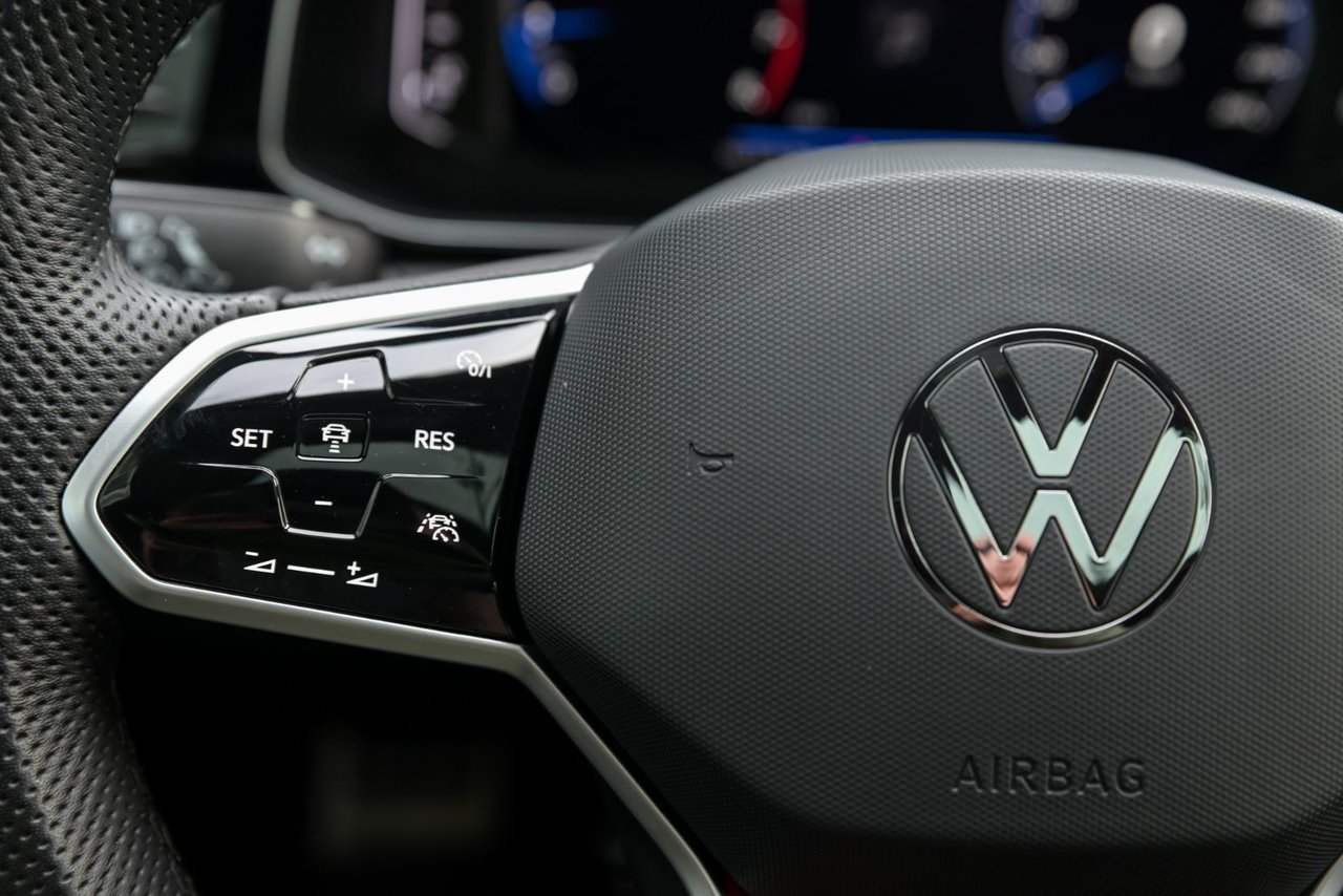 2025 Volkswagen Jetta GLI Autobahn+CAMÉRA DE RECUL+APPLE CONNECT+CUIR+TOIT *ACCIDENT FREE*