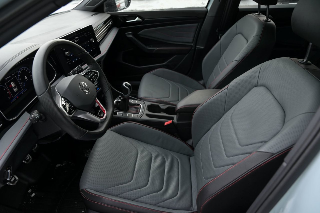 2025 Volkswagen Jetta GLI Autobahn+CAMÉRA DE RECUL+APPLE CONNECT+CUIR+TOIT *ACCIDENT FREE*