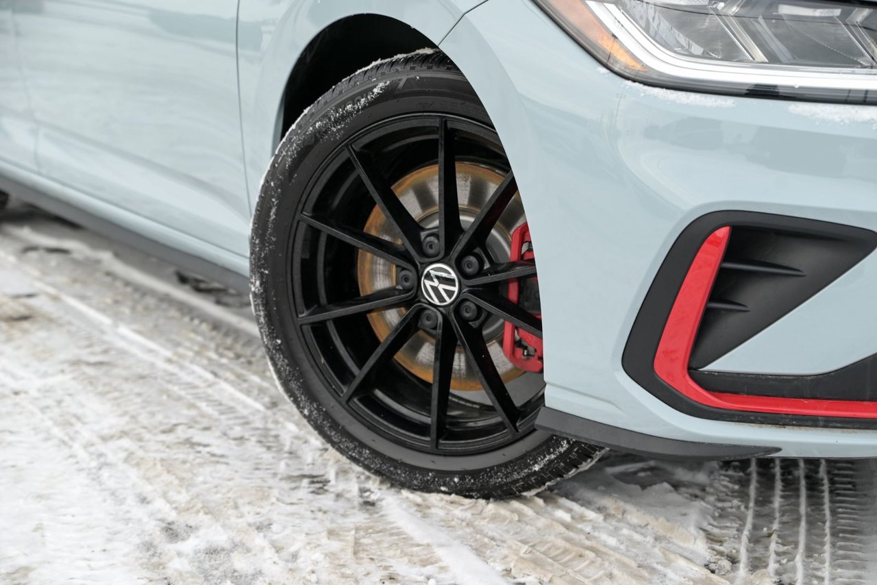 2025 Volkswagen Jetta GLI Autobahn+CAMÉRA DE RECUL+APPLE CONNECT+CUIR+TOIT *ACCIDENT FREE*