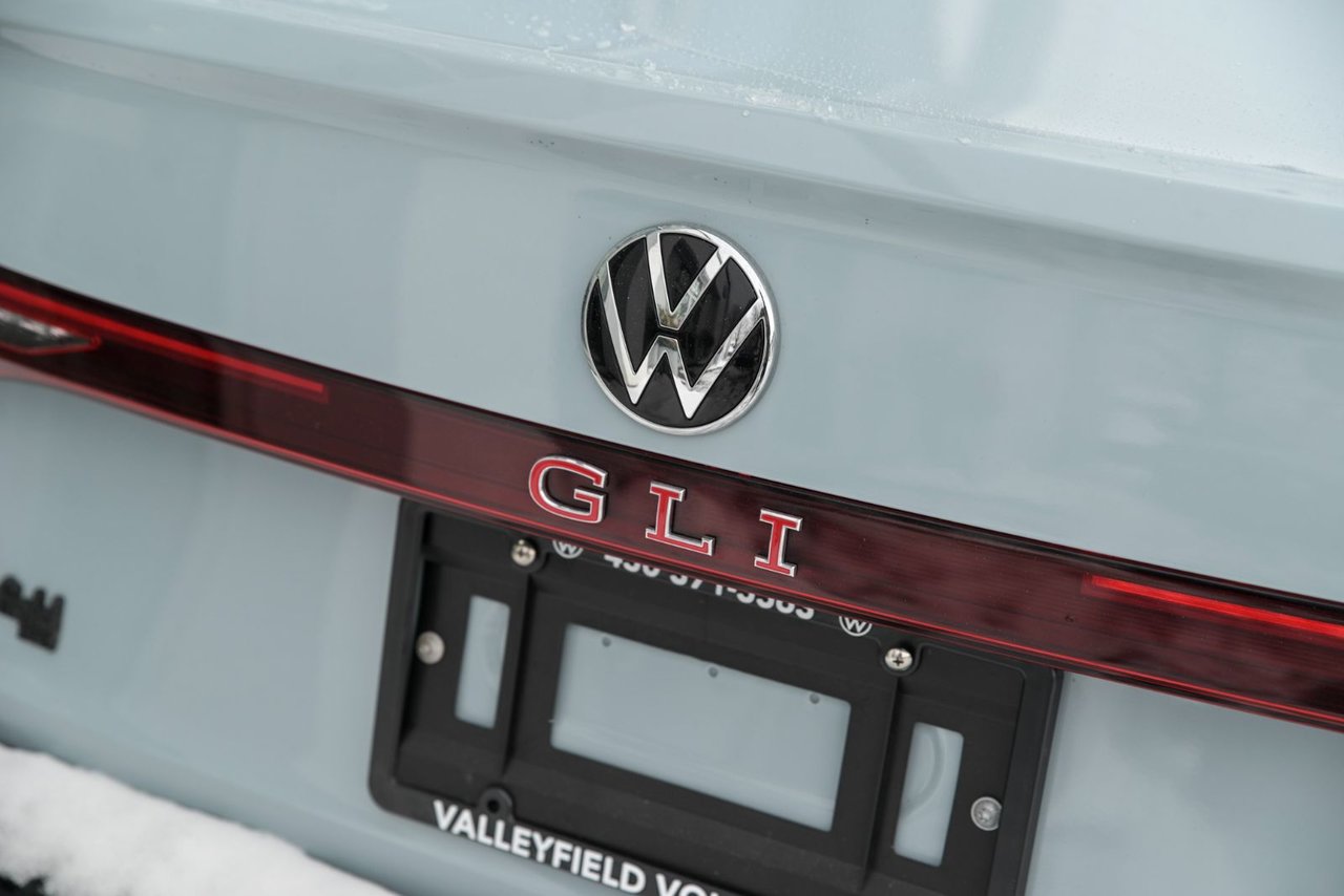 2025 Volkswagen Jetta GLI Autobahn+CAMÉRA DE RECUL+APPLE CONNECT+CUIR+TOIT *ACCIDENT FREE*