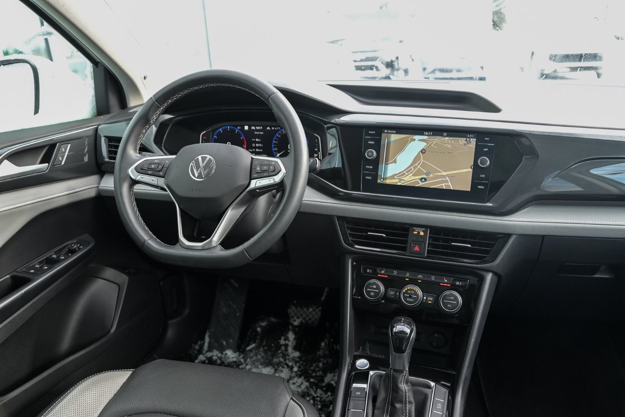 Volkswagen Taos Highline+CUIR+TOIT PANO+APPLE CONNECT+CAM DE RECUL 2022 *JAMAIS ACCIDENTÉ*
