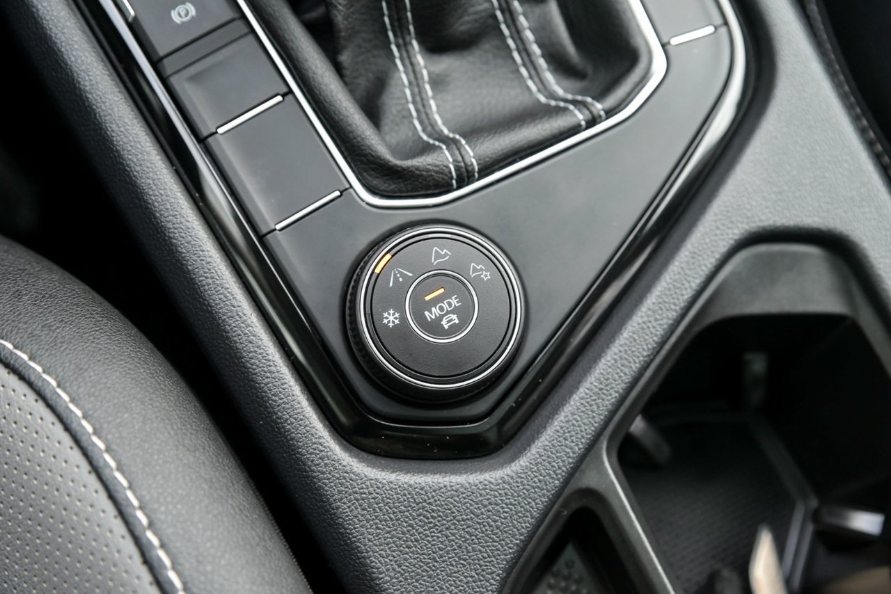 Volkswagen Taos Highline+CUIR+TOIT PANO+APPLE CONNECT+CAM DE RECUL 2022 *JAMAIS ACCIDENTÉ*