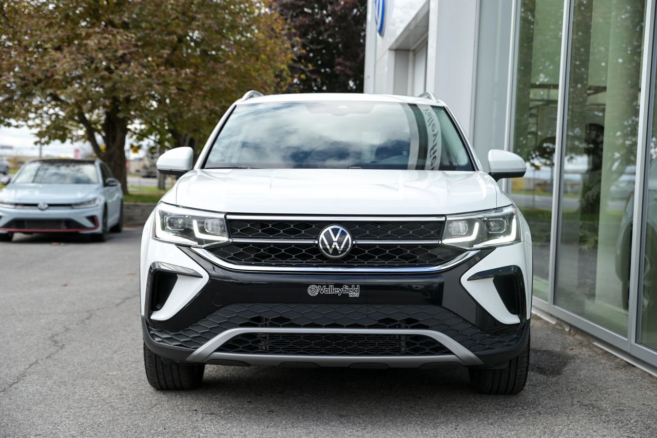 Volkswagen Taos Highline/ 4MOTION, CUIR,TOIT PANO,CARPLAY 2023 AUCUN ACCIDENT, TOUT EQUIPÉ