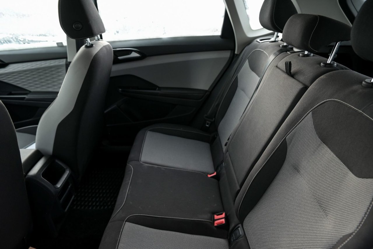 Volkswagen Taos Trendline+4 MOTION +APPLE CONNECT+CAMÉRA RECUL 2024 *JAMAIS ACCIDENTÉ*