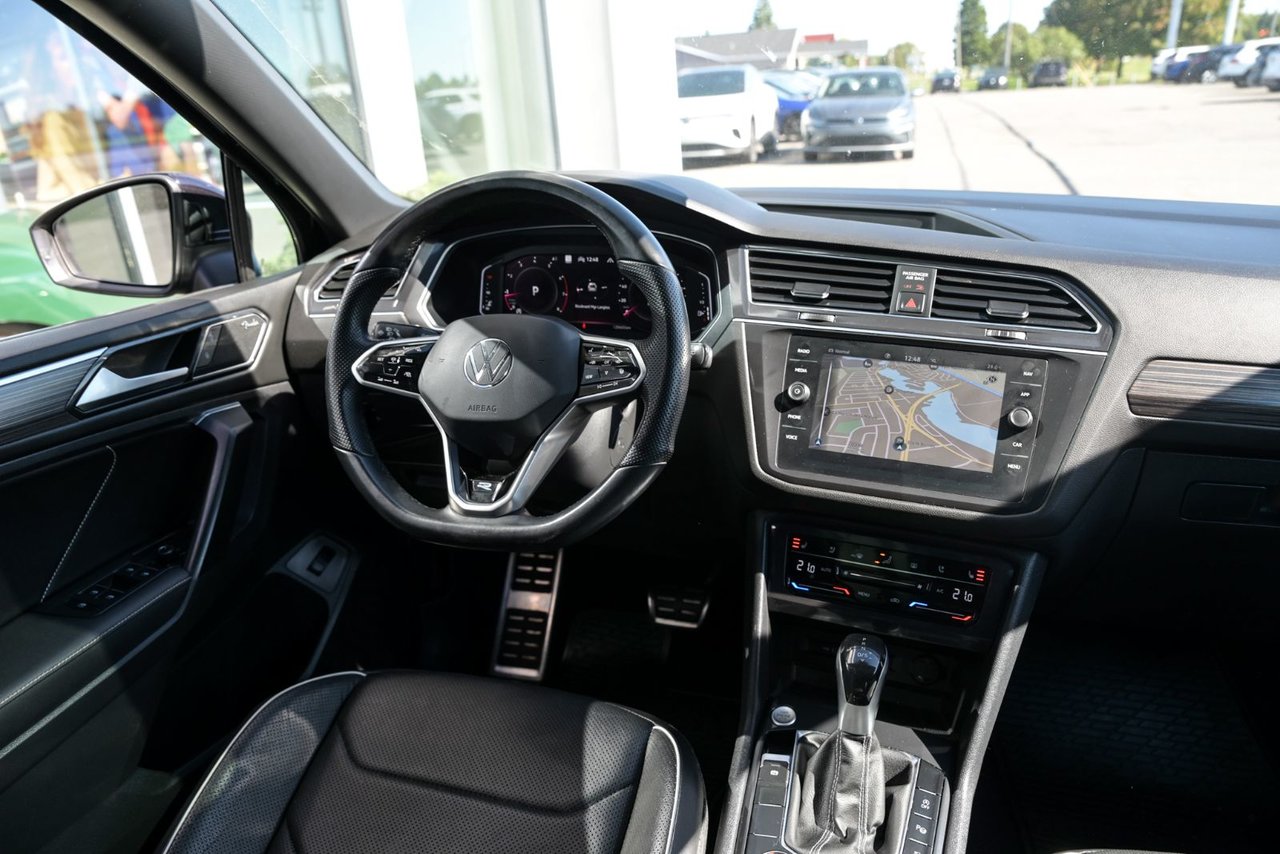 Volkswagen Tiguan Highline R-Line 7 Passager+CUIR+TOIT PANO+C 2022 Aucun Accident! 4MOTION,TOIT PANO, TOUT EQUIPÉ