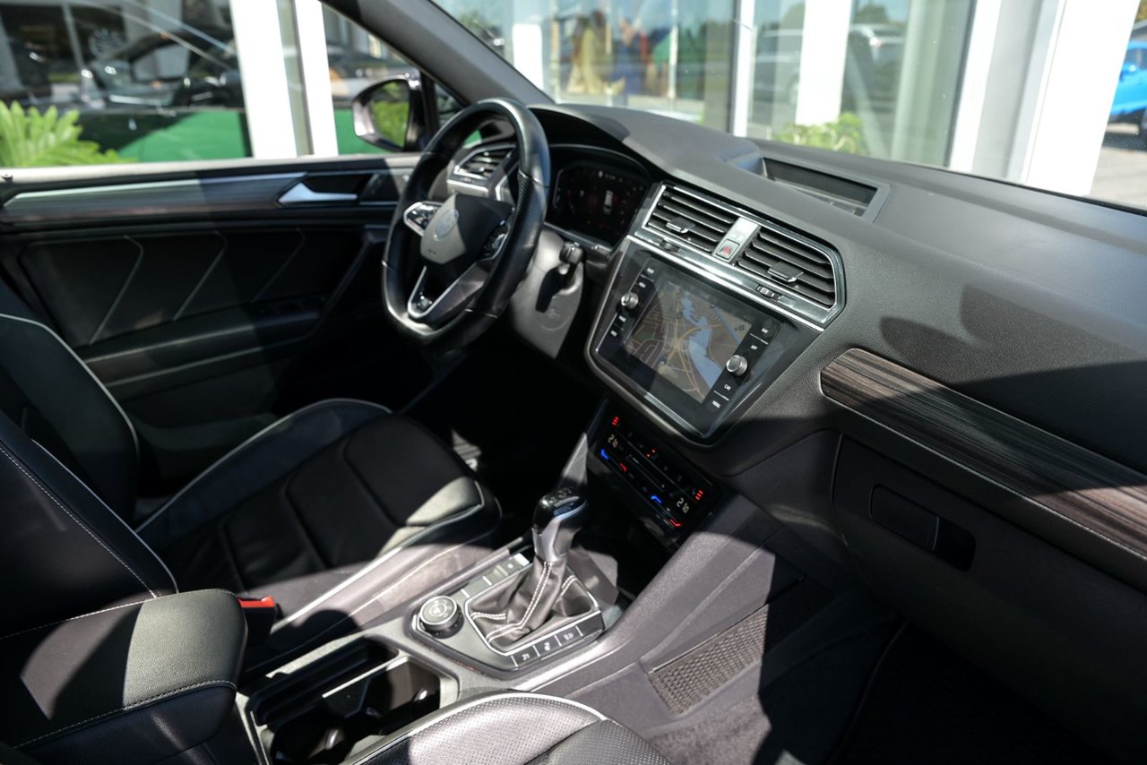 Volkswagen Tiguan Highline R-Line 7 Passager+CUIR+TOIT PANO+C 2022 Aucun Accident! 4MOTION,TOIT PANO, TOUT EQUIPÉ