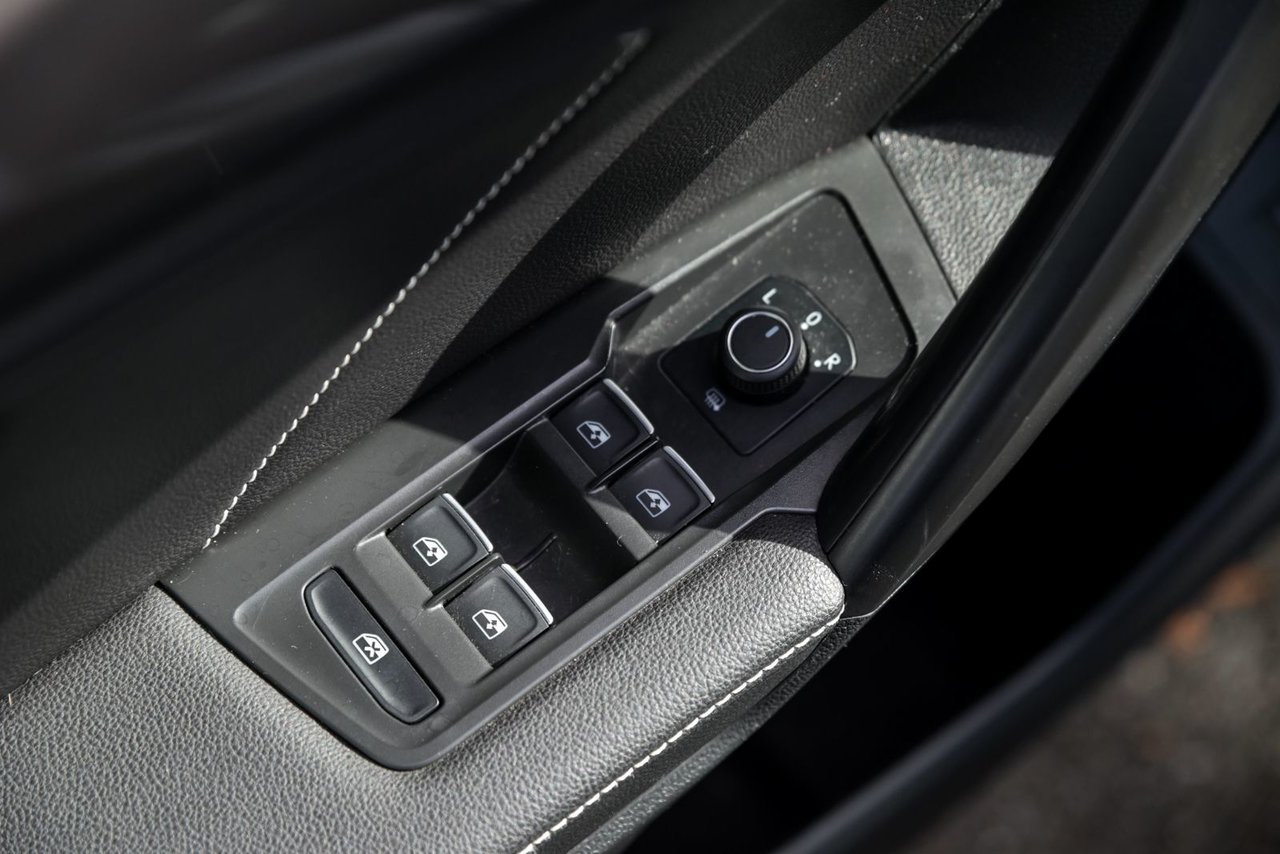 Volkswagen Tiguan Comfortline,4MOTION,CARPLAY, TOIT PANO 2022 AUCUN ACCIDENT, UN PROPRIO