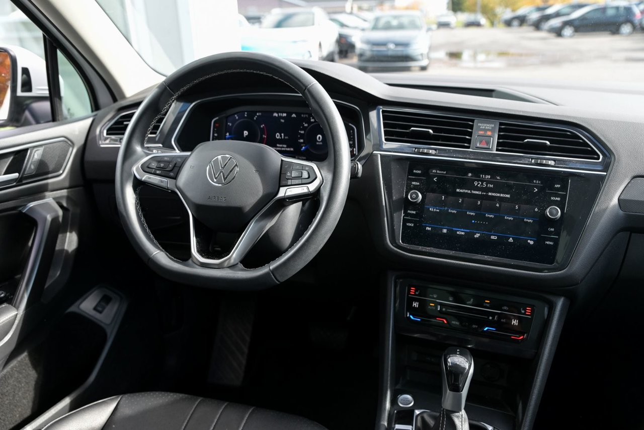 Volkswagen Tiguan Comfortline,4MOTION,CARPLAY, TOIT PANO 2022 AUCUN ACCIDENT, UN PROPRIO