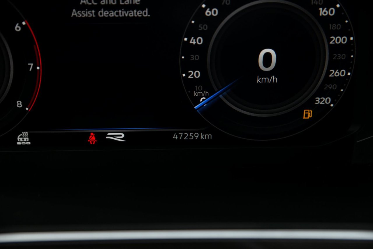 2022 Volkswagen Tiguan Highline R-Line+CUIR+TOIT PANO+APPLE CONNECT *ACCIDENT FREE*