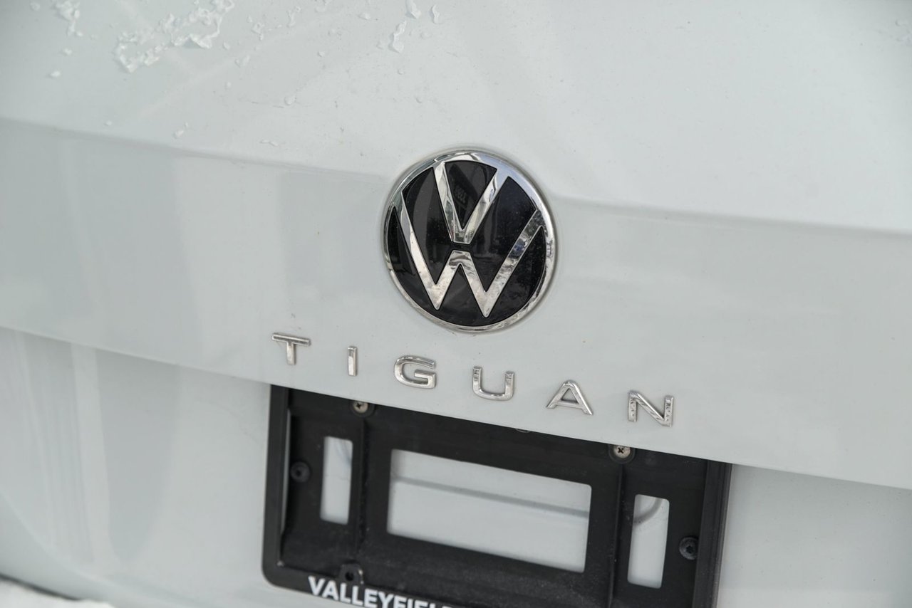2022 Volkswagen Tiguan Highline R-Line+CUIR+TOIT PANO+APPLE CONNECT *ACCIDENT FREE*