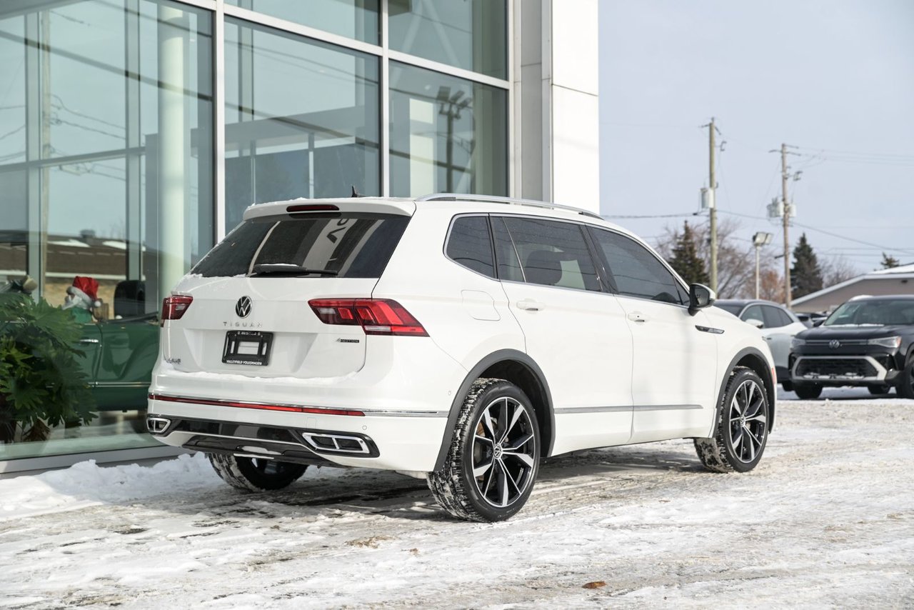 2022 Volkswagen Tiguan Highline R-Line+CUIR+TOIT PANO+APPLE CONNECT *ACCIDENT FREE*