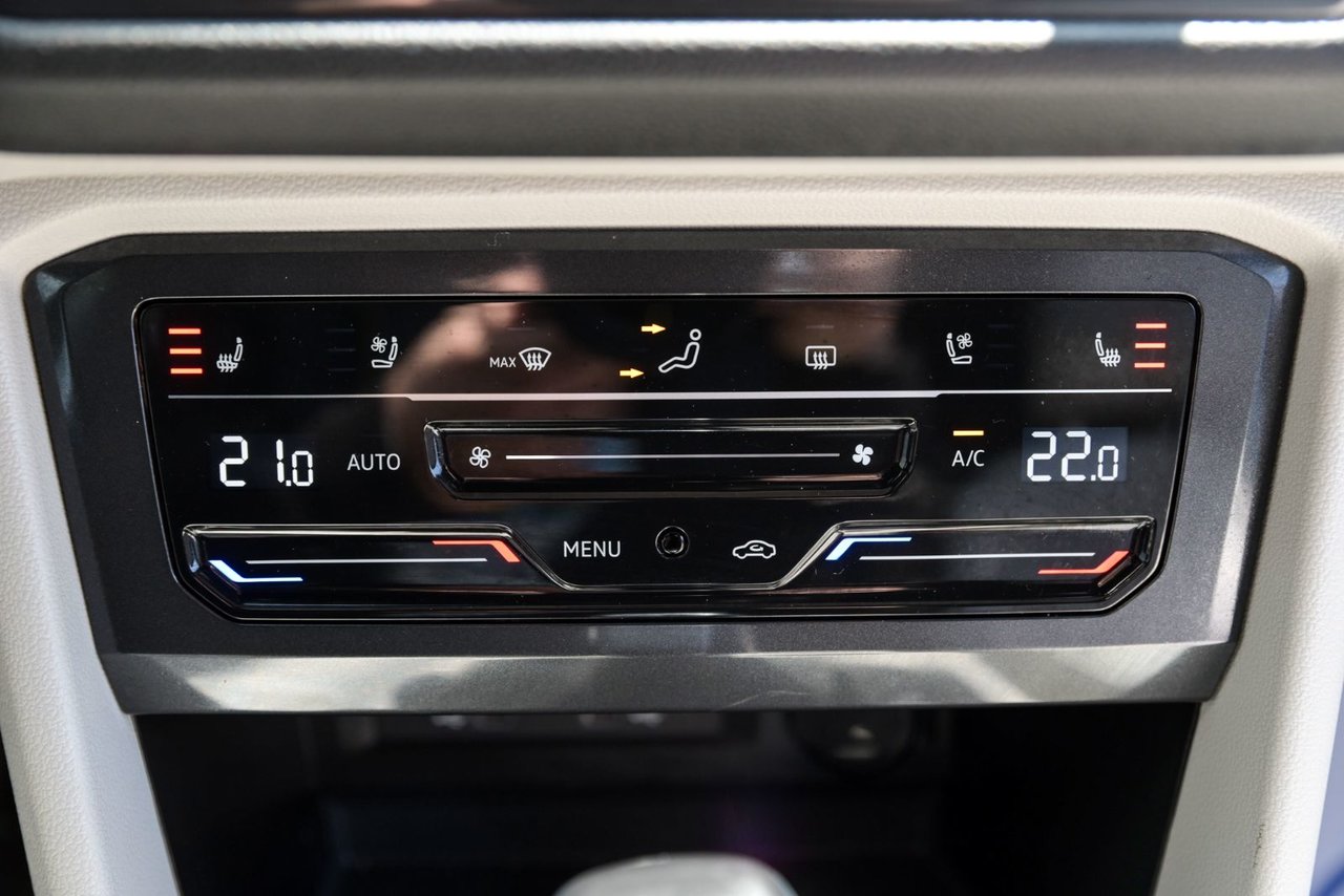 Volkswagen Tiguan Highline R-Line+CUIR+TOIT PANORAMIQUE+NAVIGATION 2023