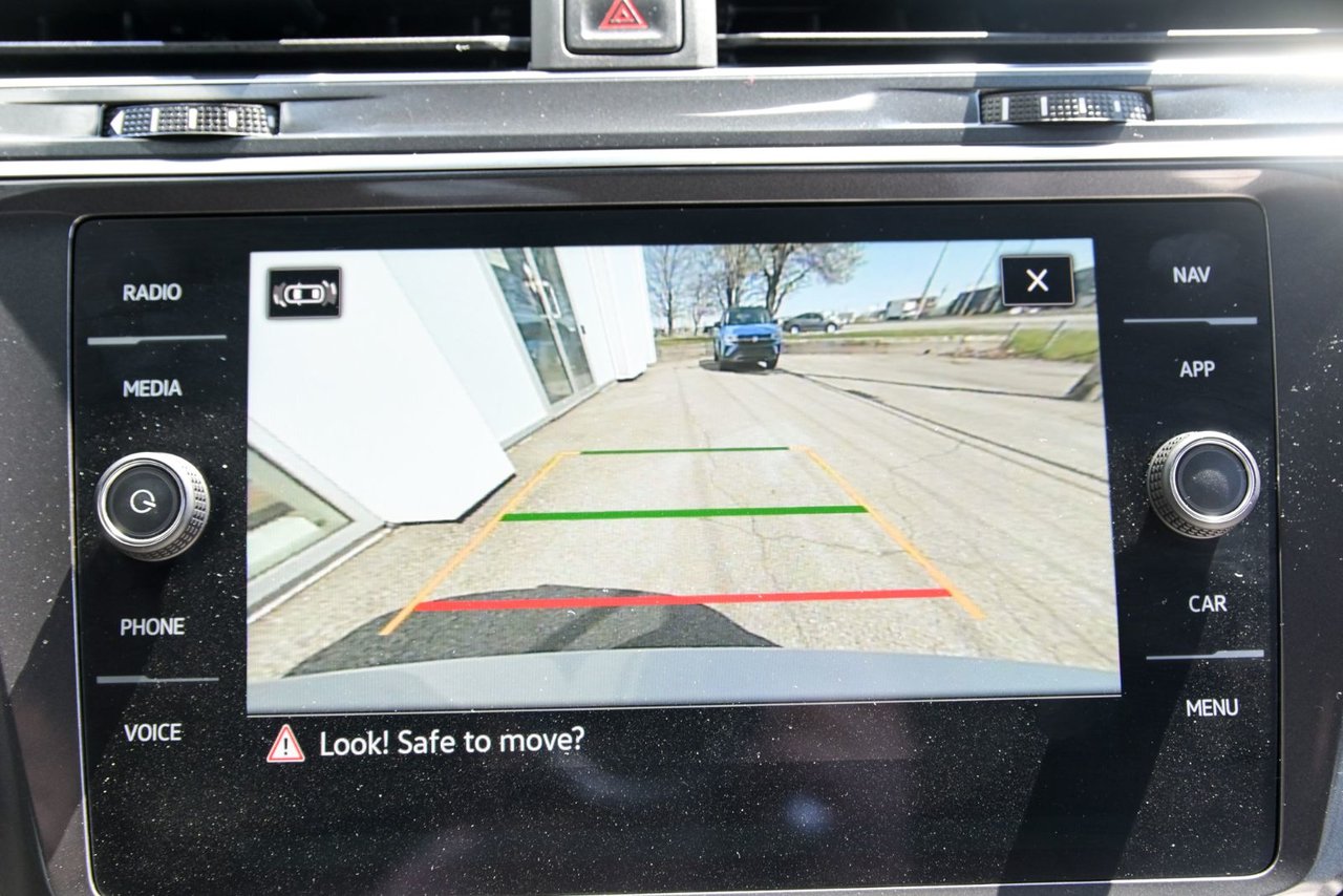 Volkswagen Tiguan Highline R-Line+CUIR+TOIT PANORAMIQUE+NAVIGATION 2023
