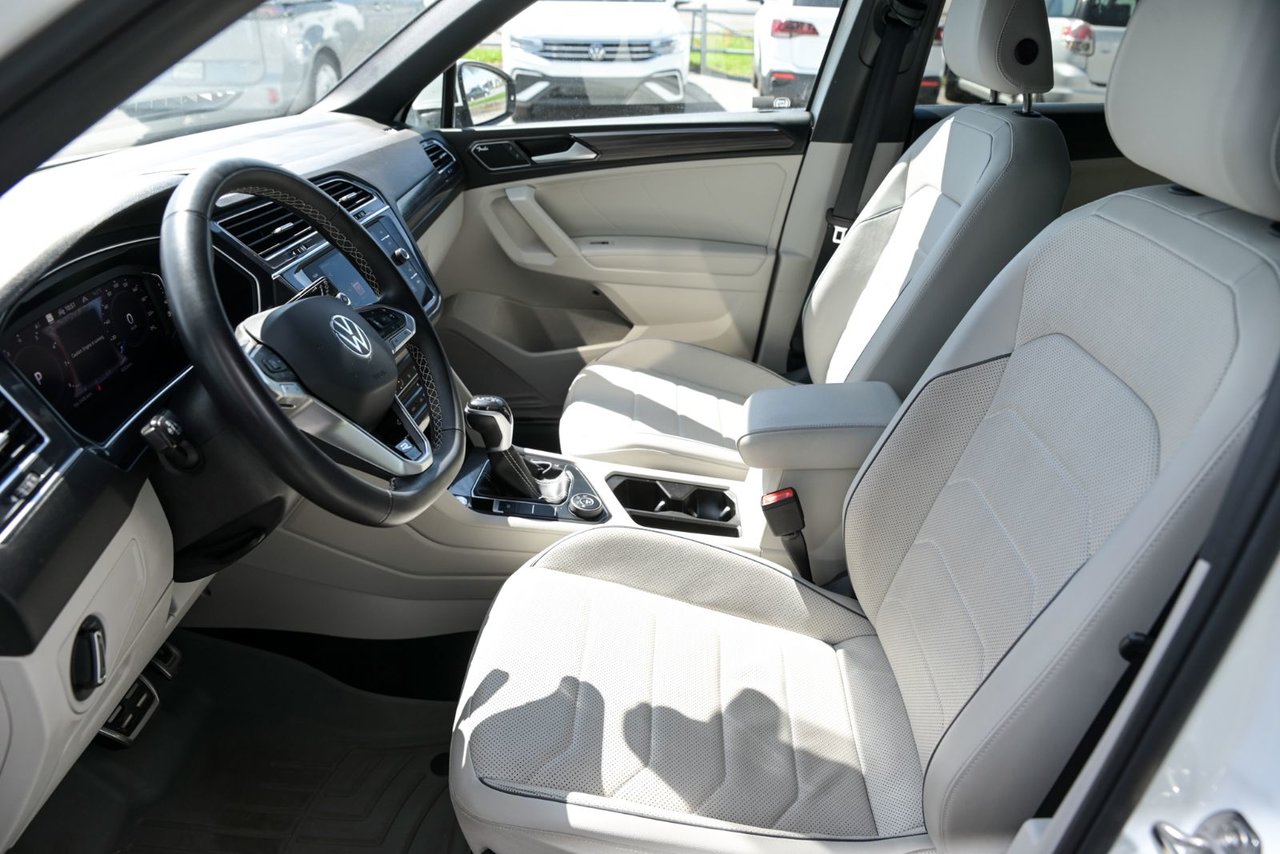 Volkswagen Tiguan Highline R-Line+CUIR+TOIT PANORAMIQUE+NAVIGATION 2023