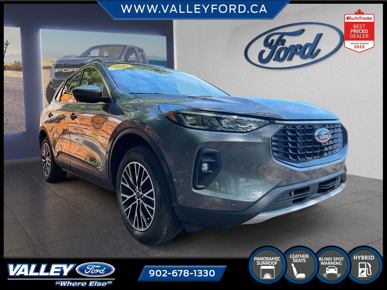 Gray 2025 Ford Escape Hybrid Plug-in FWD SUV / Crossover Front-Wheel Drive 