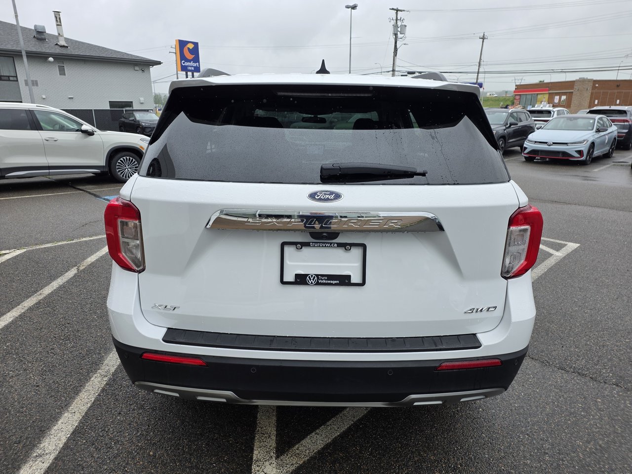 Ford Explorer XLT 2024