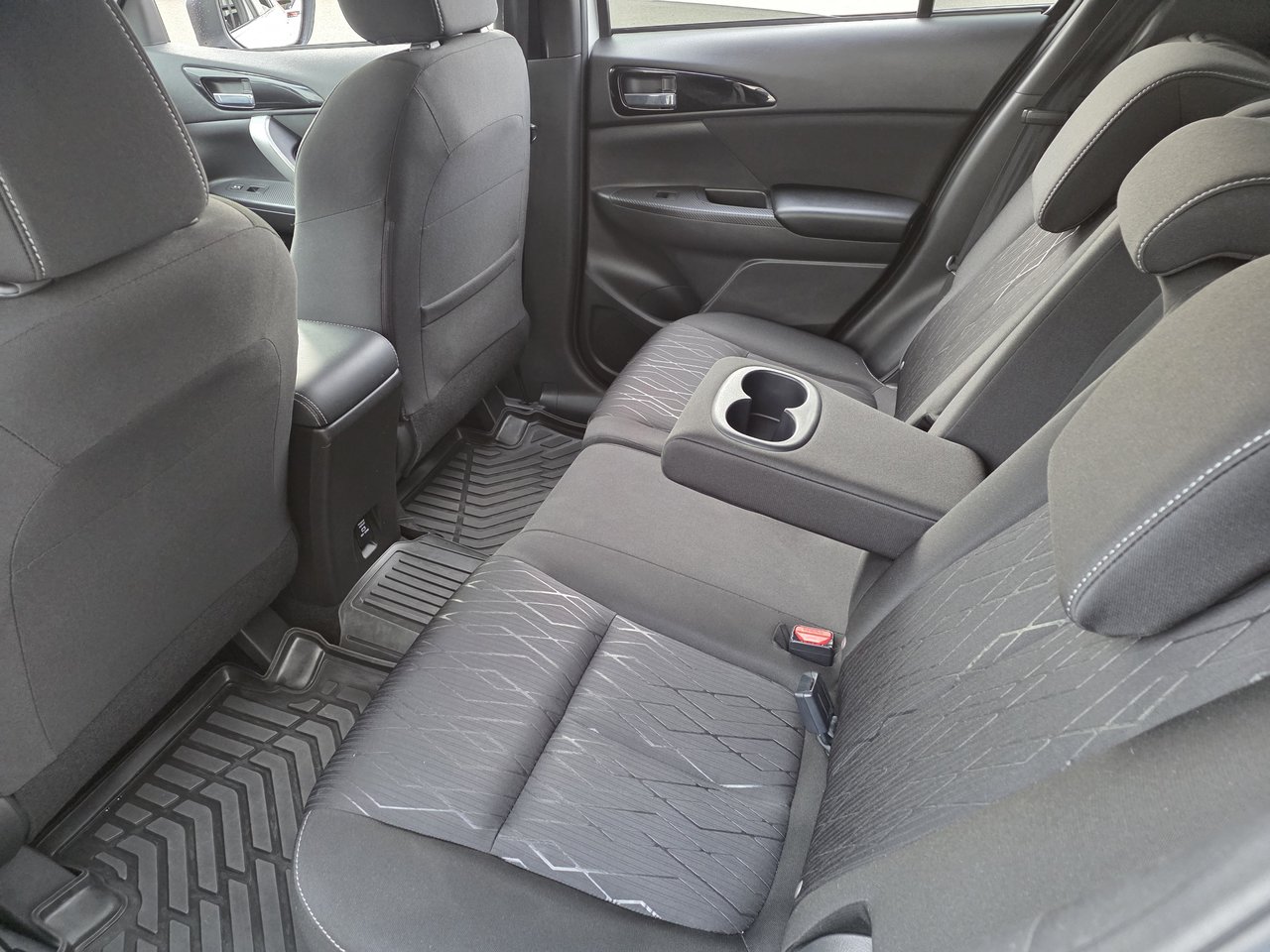 2018 Mitsubishi Eclipse Cross SE