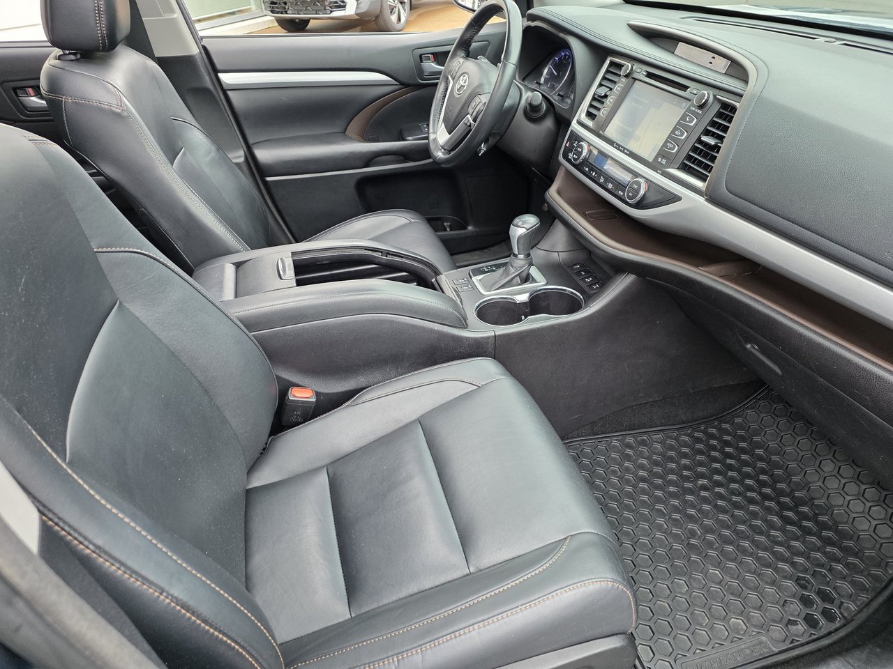 Toyota Highlander XLE 2018