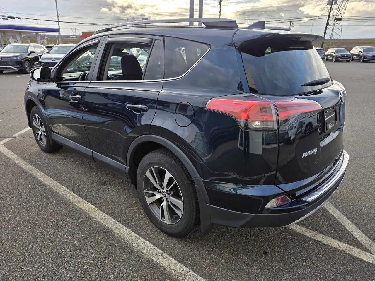 Toyota RAV4 XLE 2017