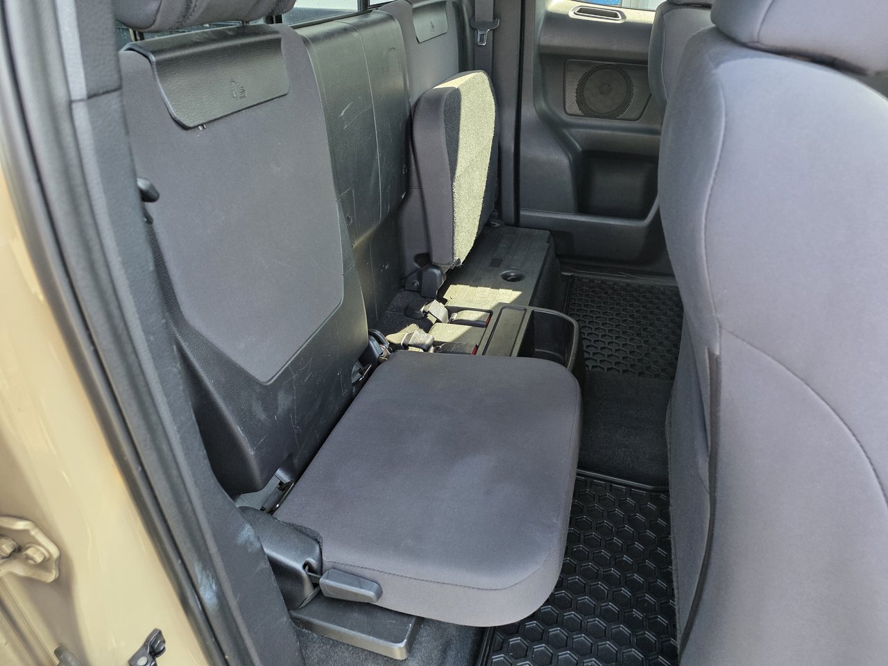 Toyota Tacoma SR5 2016