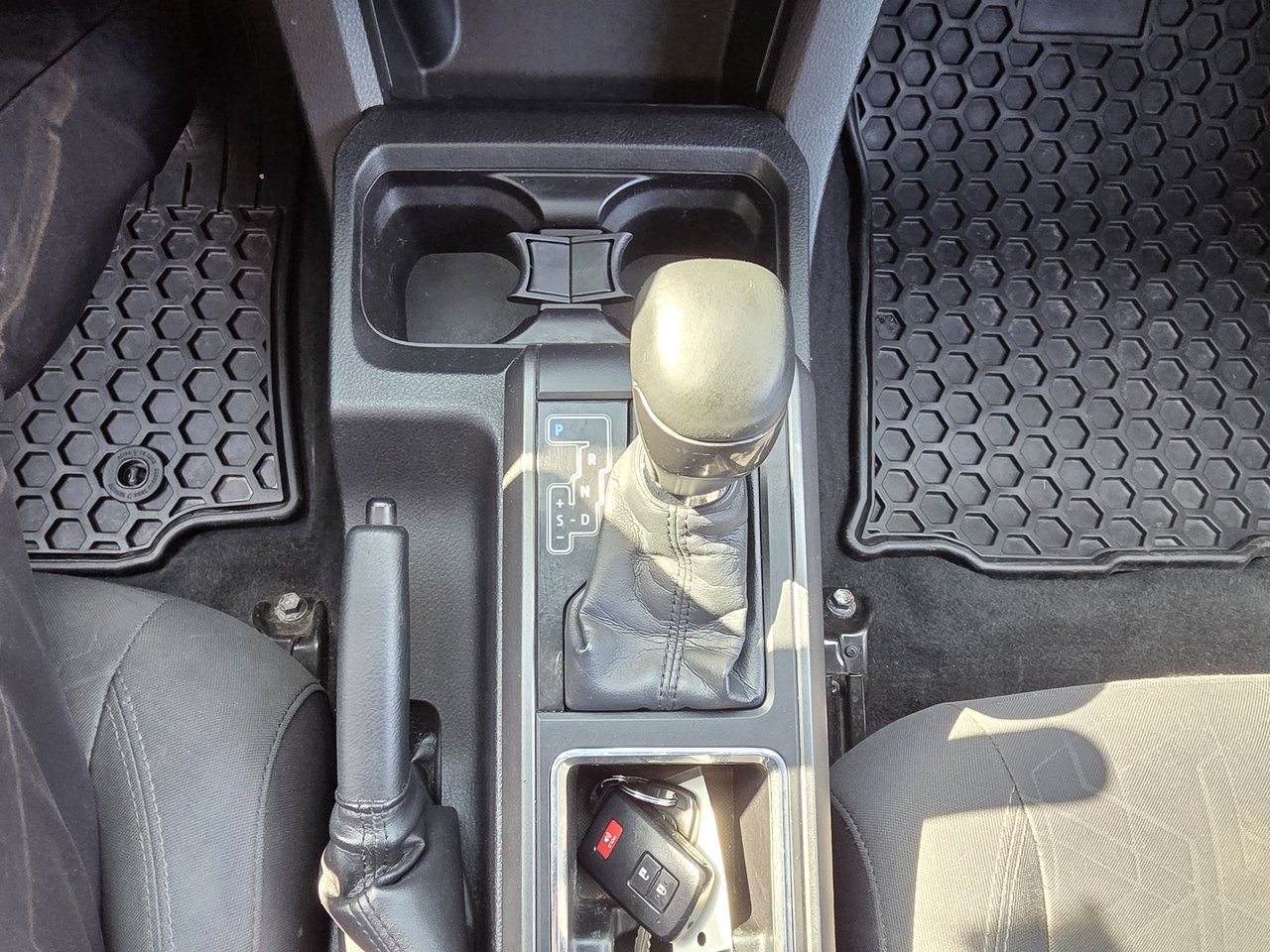 Toyota Tacoma SR5 2016