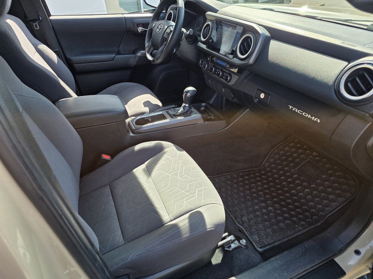 Toyota Tacoma SR5 2016