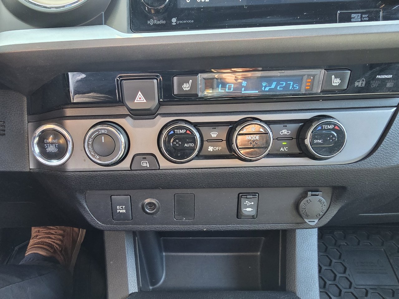 Toyota Tacoma SR5 2016