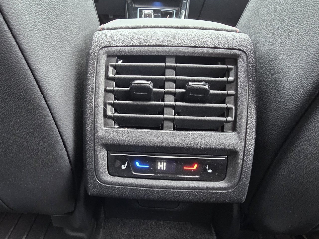 2023 Volkswagen Golf GTI PERFORMANCE