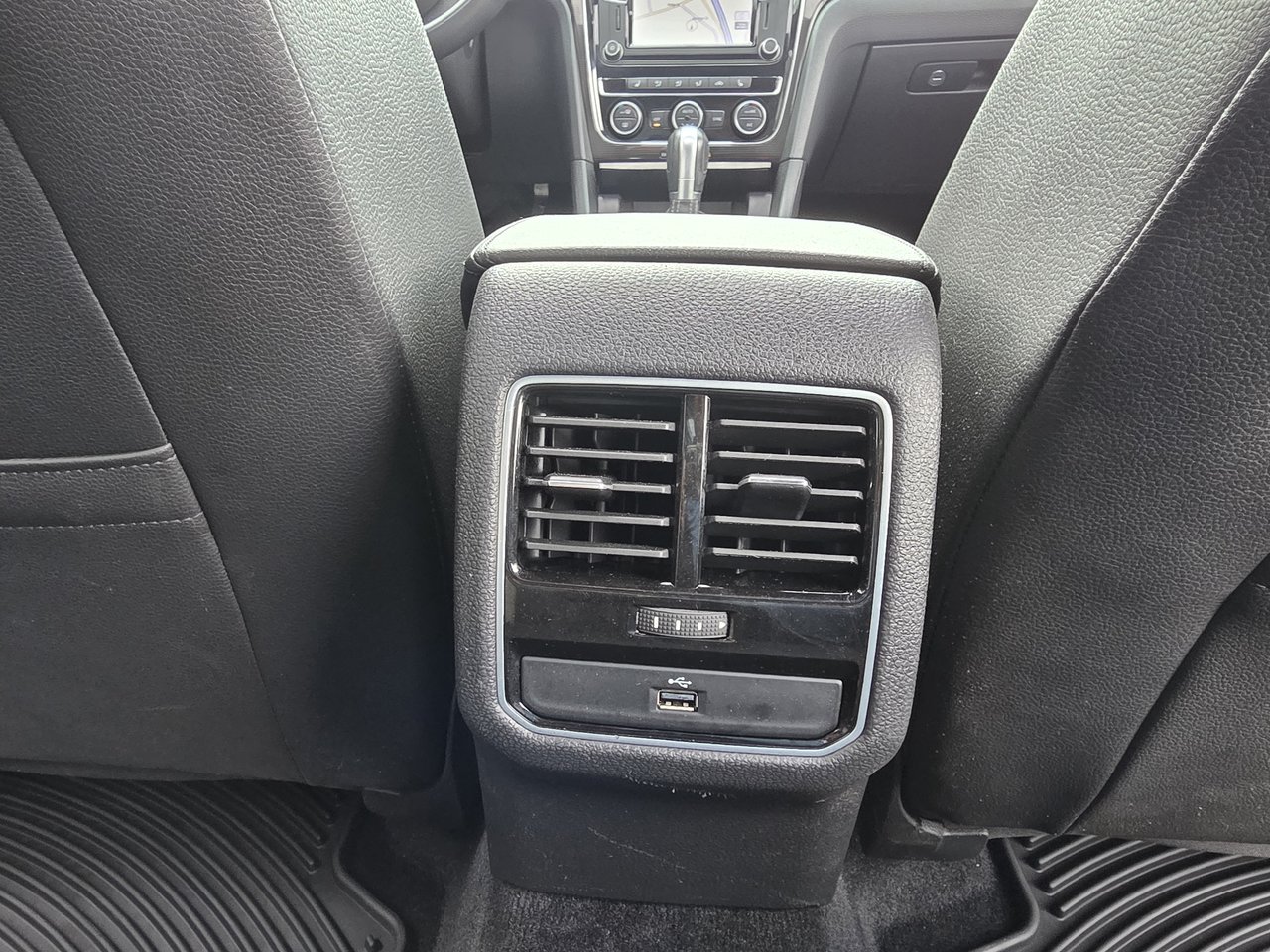 2018 Volkswagen Passat GT